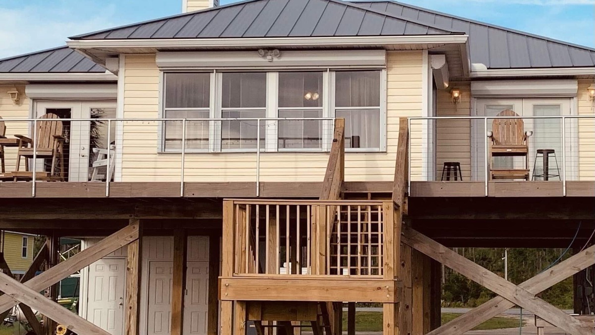 Port St. Joe House | Reel Em Inn Bay Front House With boat ramp