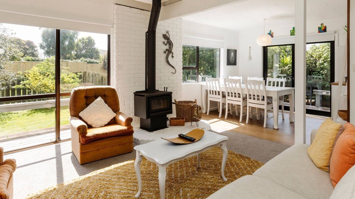 Oakura House | Reach the Beach - Privately nestled in native bush, just a short walk to stunning Oakura Beach