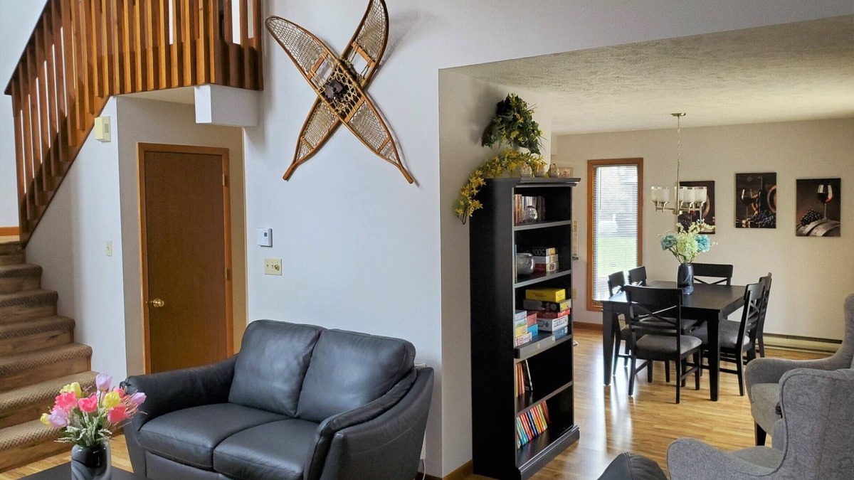 Lake Harmony House | Ready for a getaway! Contemporary 3 BR house in Split Rock golfing community.