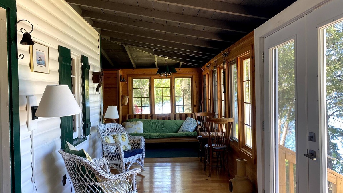 Rideau Lakes Cottage | Rebecca's Waterfront Cottage Westport Ontario