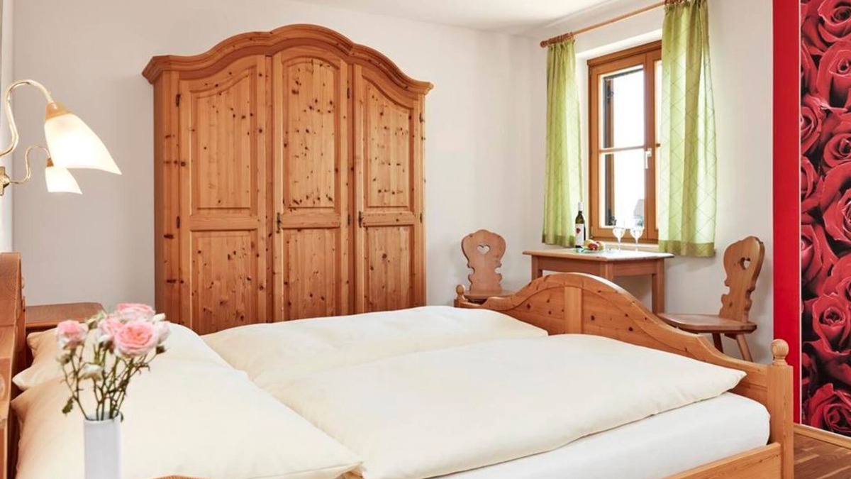 Gruisla Bed & Breakfast | Rebenzimmer - ab 3 Nächten - Winzerhof Klöckl