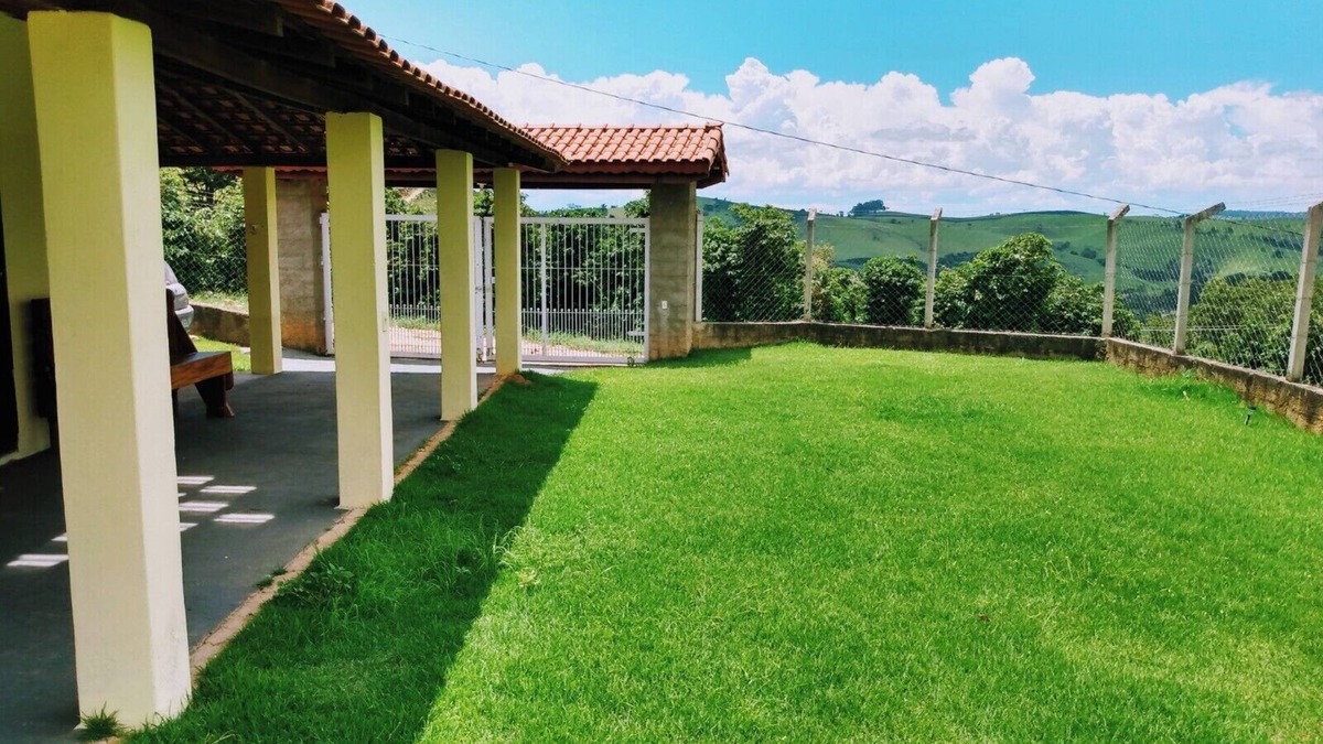 Bueno Brandao House | Recanto dos Cafezais