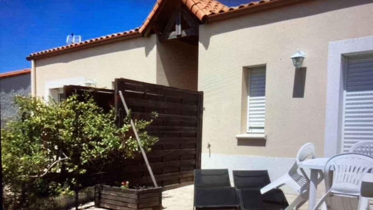 Les Boucholeurs Apartment | Recent apartment 200m from the sea.
