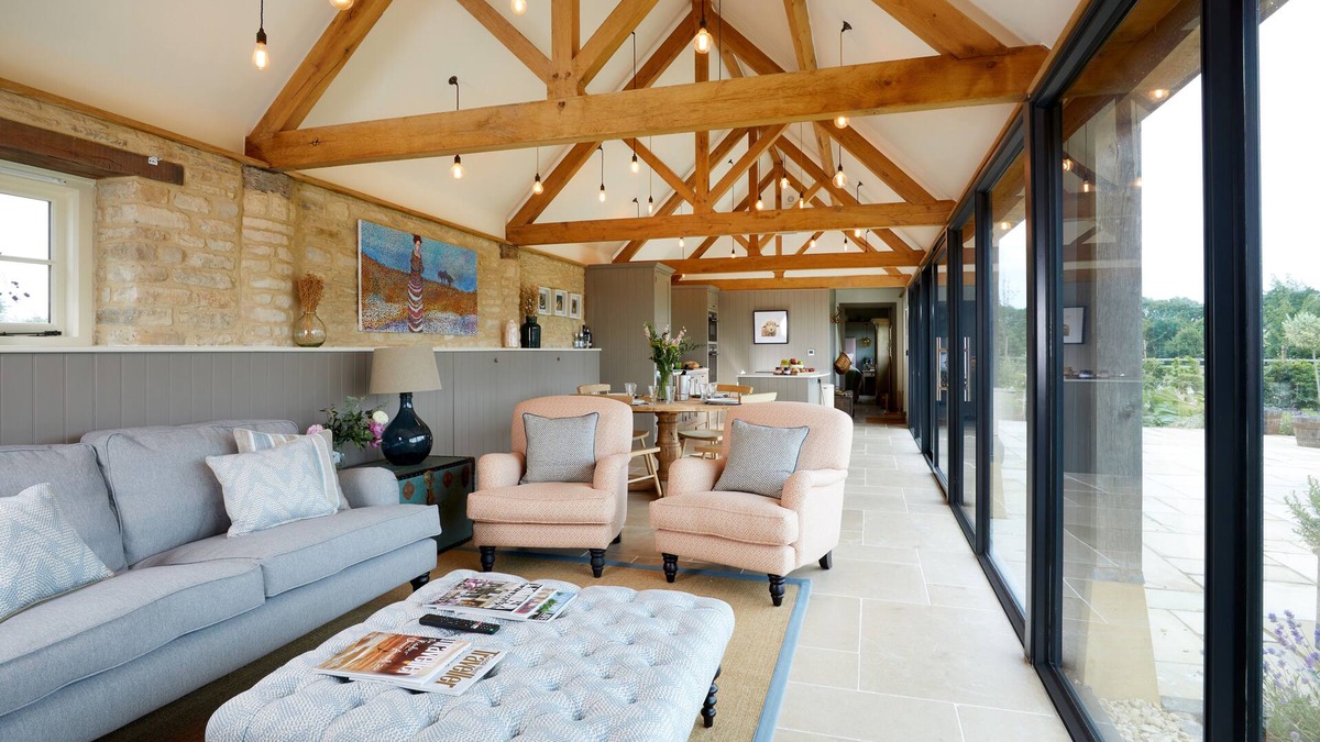 Ampney Crucis House | Recent Cotswolds Barn Conversion near Bibury
