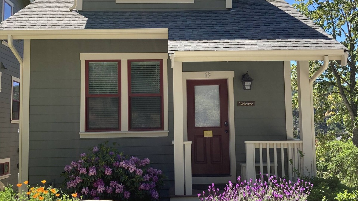 Eastsound House | Recently built Townhouse in Eastsound, walk everywhere!