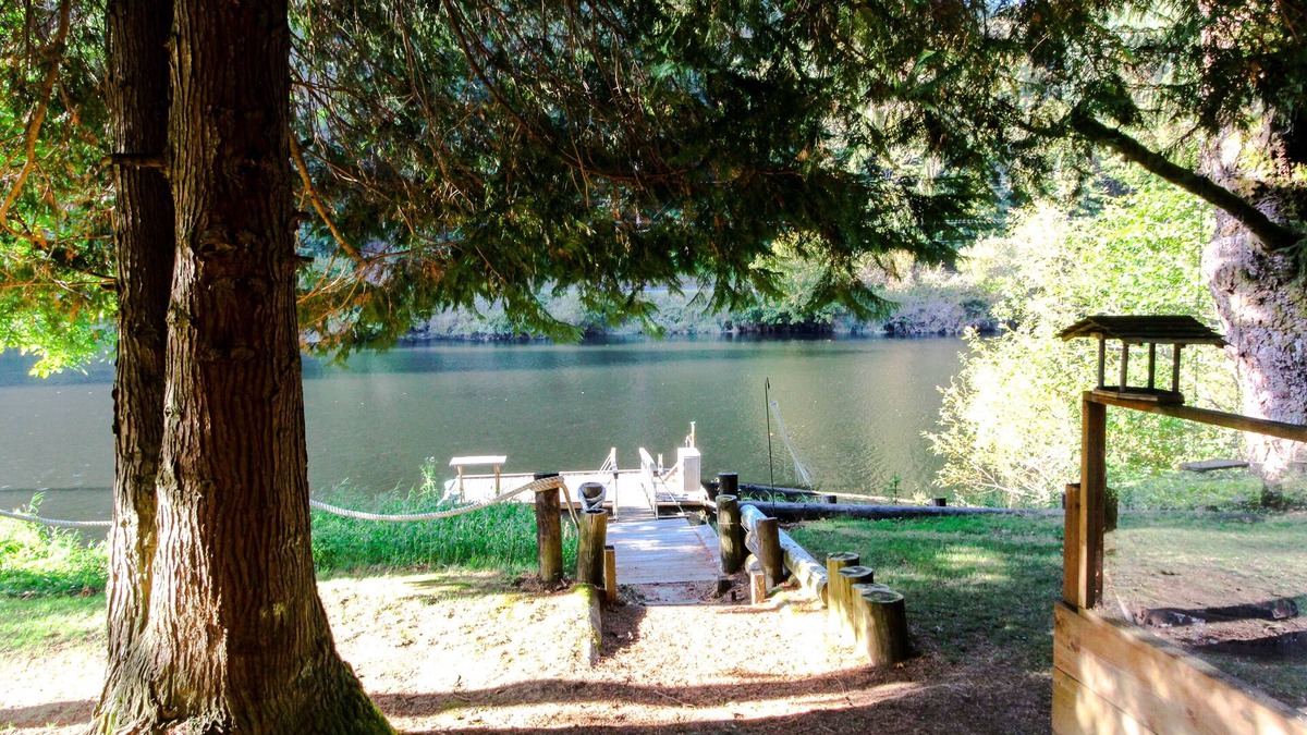 Tidewater Cabin | Recently remodeled home on the Alsea River w/private dock