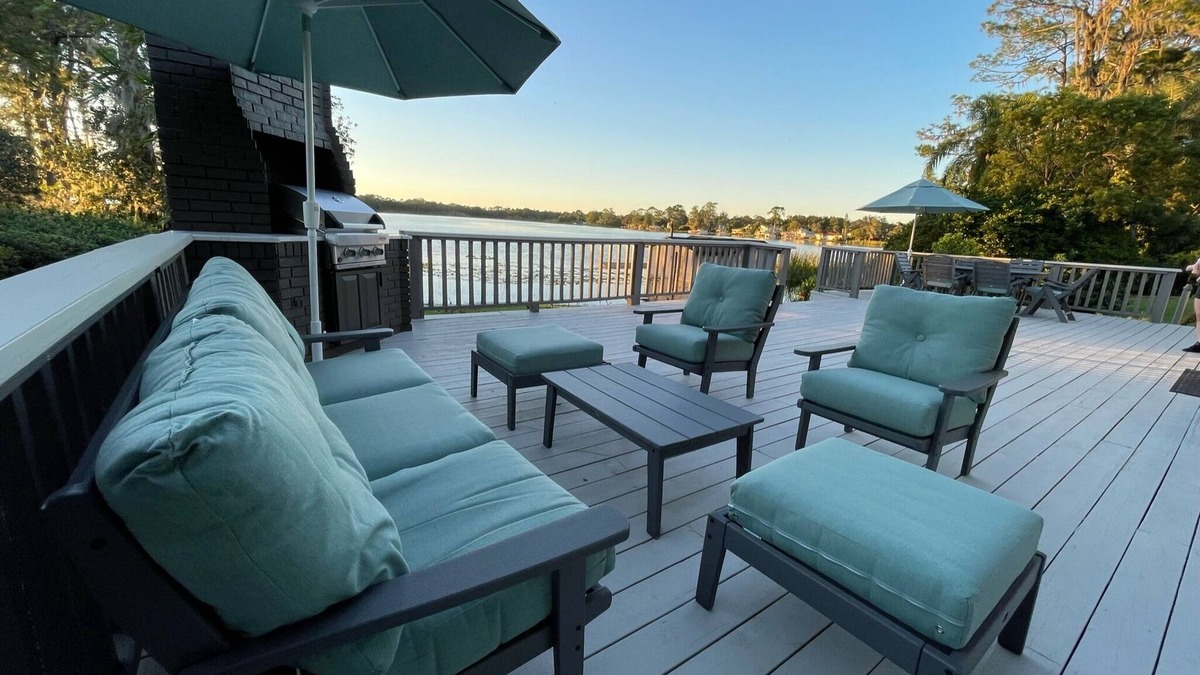 DeLand House | Recently Renovated Lakehouse on Lake Talmadge