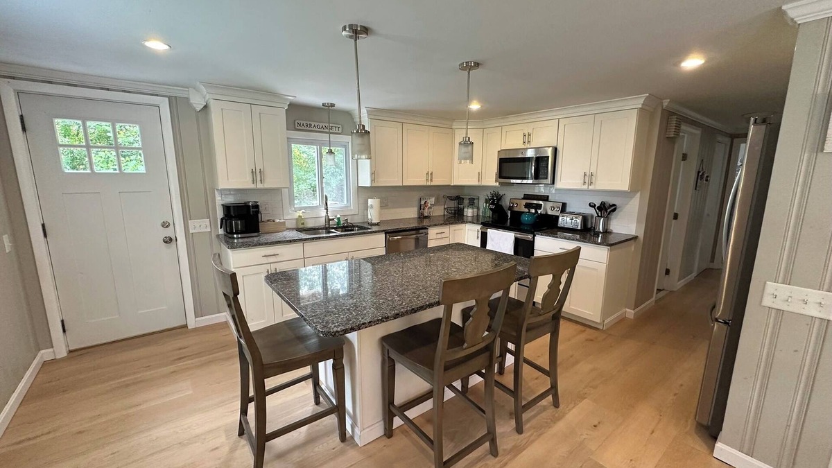 Bonnet Shores House | Recently renovated home in Bonnet Shores