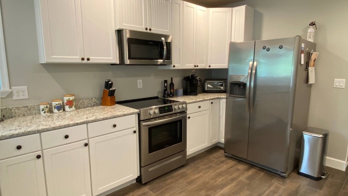 Minersville House | Recently Updated 3br/2ba townhome; Great Location
