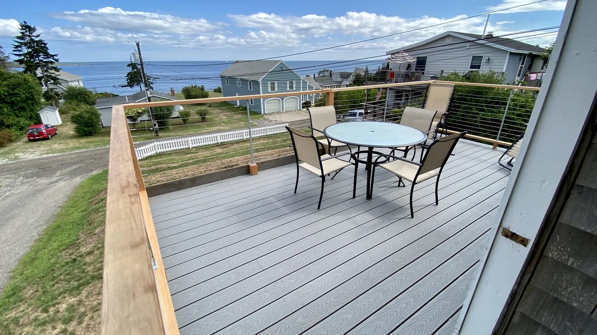Mid-Coast and Islands House | Recently updated cottage featuring beautiful easterly views of Casco Bay