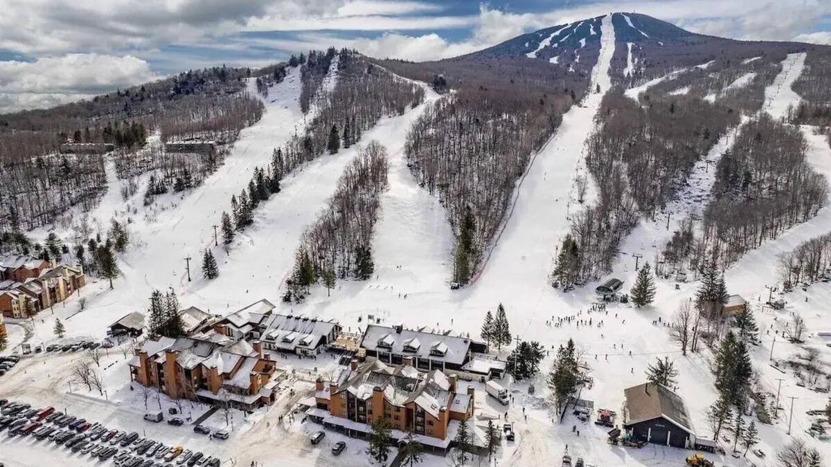 Killington Condo | Recently Updated Ski-In/Ski-Out at Pico Mountain - Steps to the Lifts