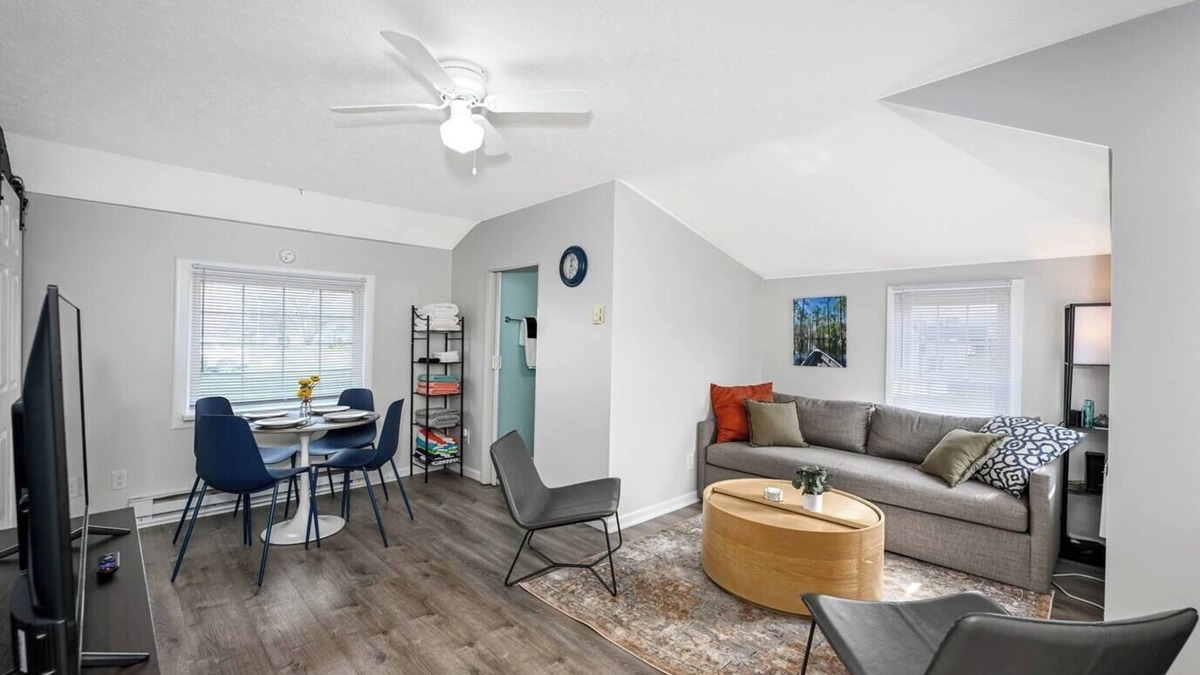 Vermilion House | Recharge & Reconnect: Your cozy Vermilion nest