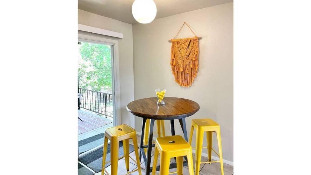 Parker Lane Apartment | *Recharge South Central 5mi from downtown* VC