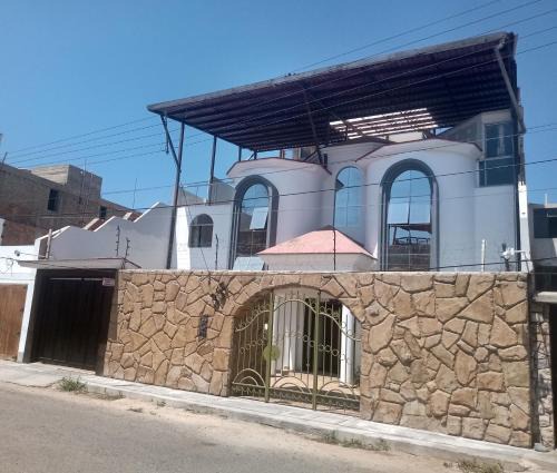 Trujillo House | Recreo Beach