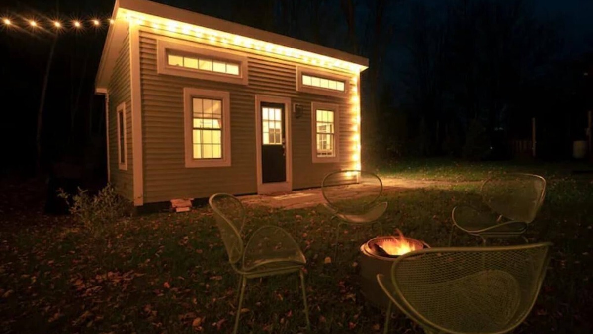 Brownsville Cabin | Red Barn Cabin