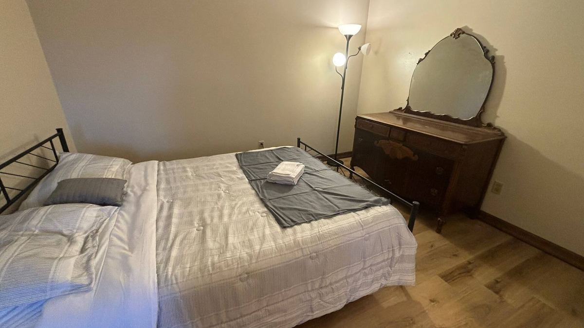 Clarks Summit Apartment | Red Barn Village: Cushy Studio with Bath