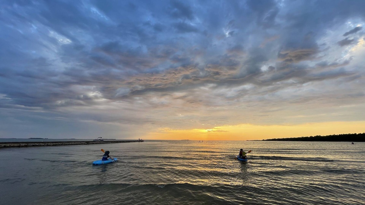 Red Bay Cottage | Red Bay Bruce Peninsula - the perfect Lake Huron getaway & all season retreat!