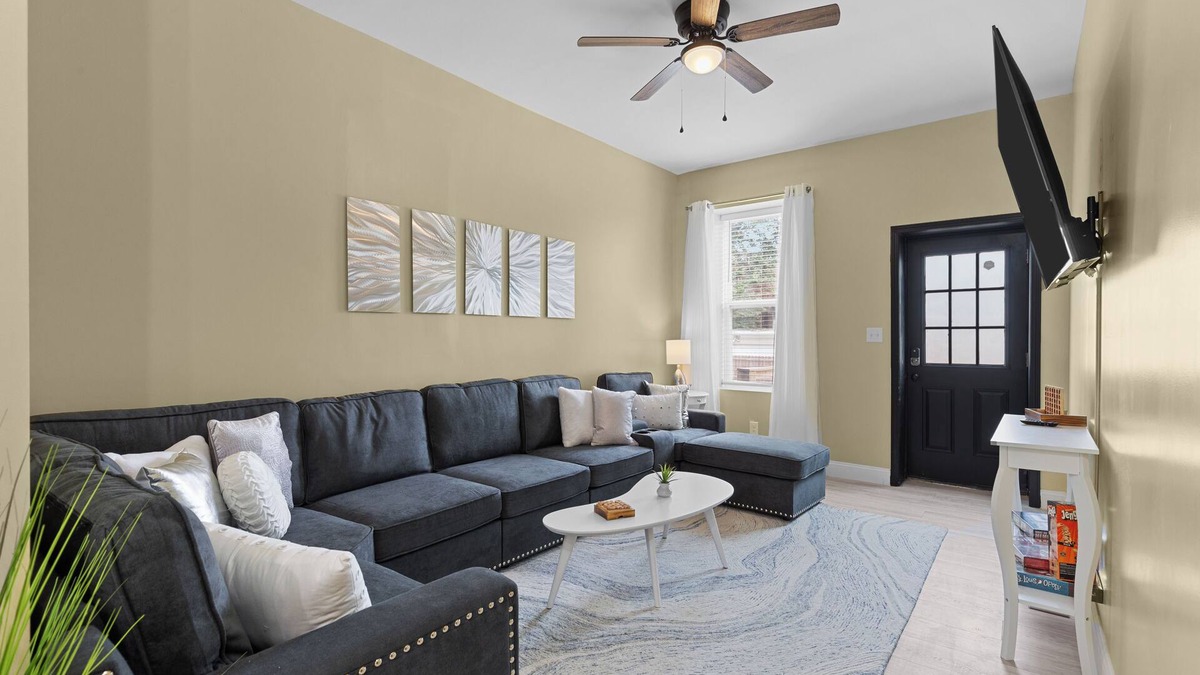 Tower Grove East House | Red Brick Hideaway | JZ Vacation Rentals