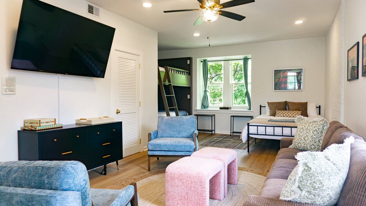 Lafayette Square House | Red Brick Row by StayLage