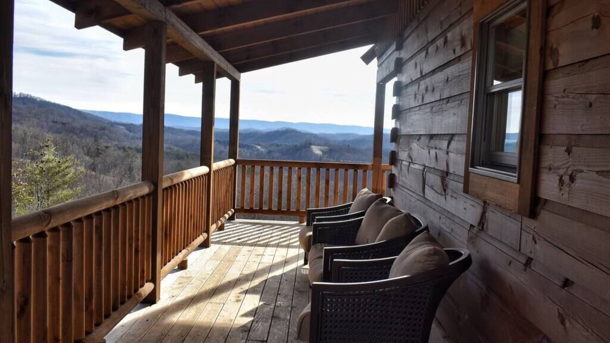 Greenville House | Red Bud at Grandview Cottages