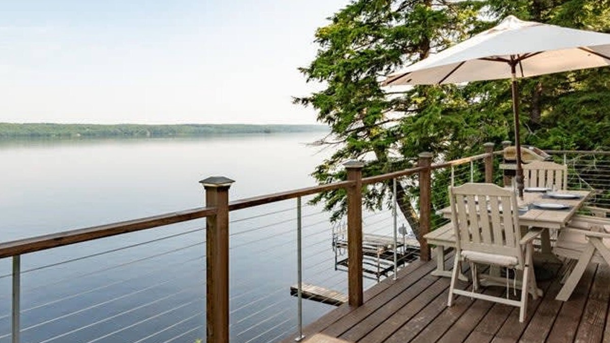 Sidney House | Red Cedar Haven in Sidney