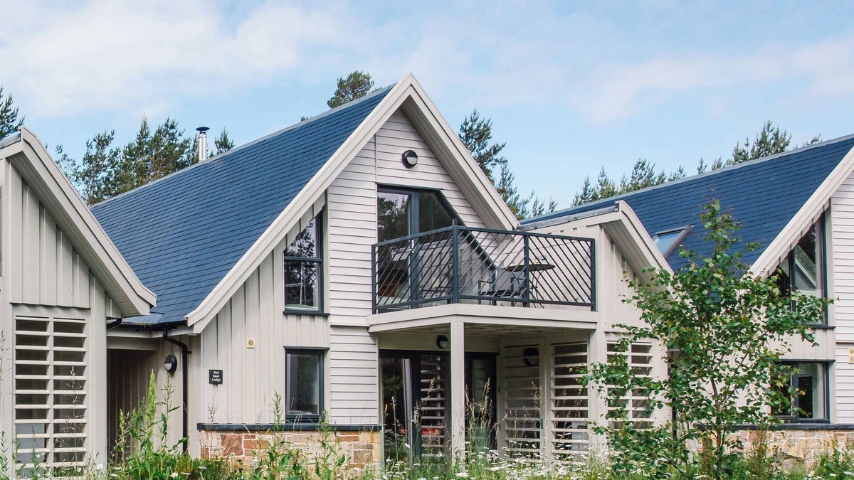 Alvie Cottage | RED DEER LODGE, pet friendly, luxury holiday cottage in Aviemore