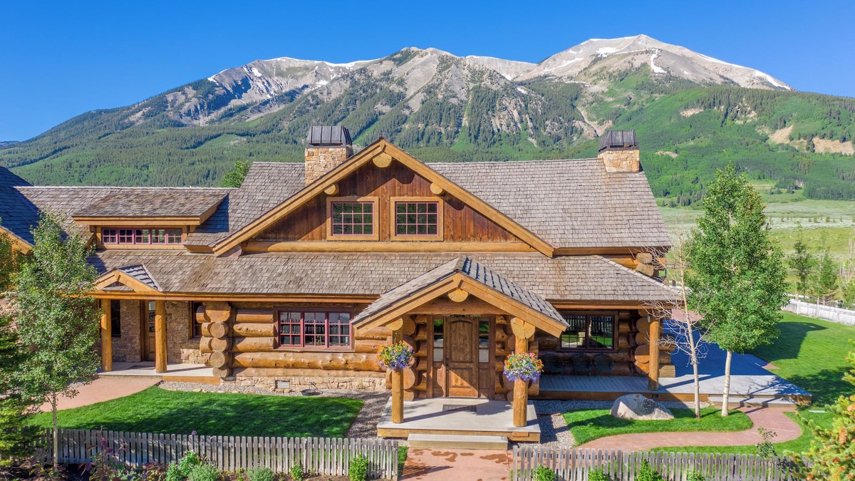 Crested Butte House | Red Feather Ranch/Luxury 6 Ac. Estate Only Minutes to Town! Hot Tub/BIG Views