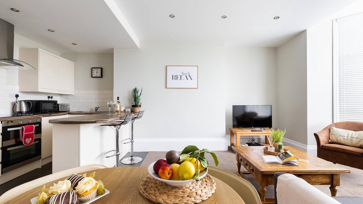 South Cliff Apartment | Red Lea Sea View Apartment & Spa