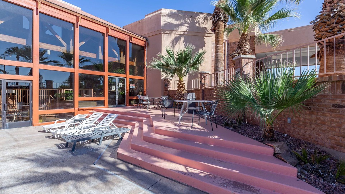 St. George Hotel | Red Lion Hotel & Conference Center St. George, UT