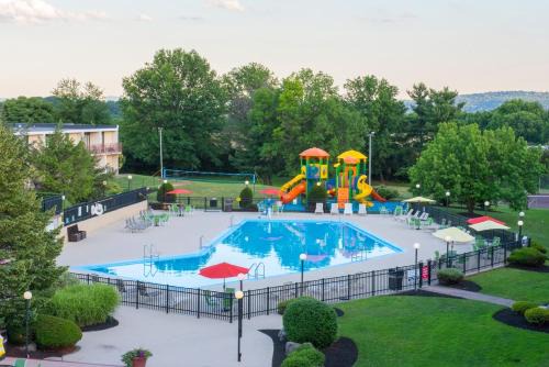 Harrisburg - Hershey Hotel | Red Lion Hotel Harrisburg Hershey