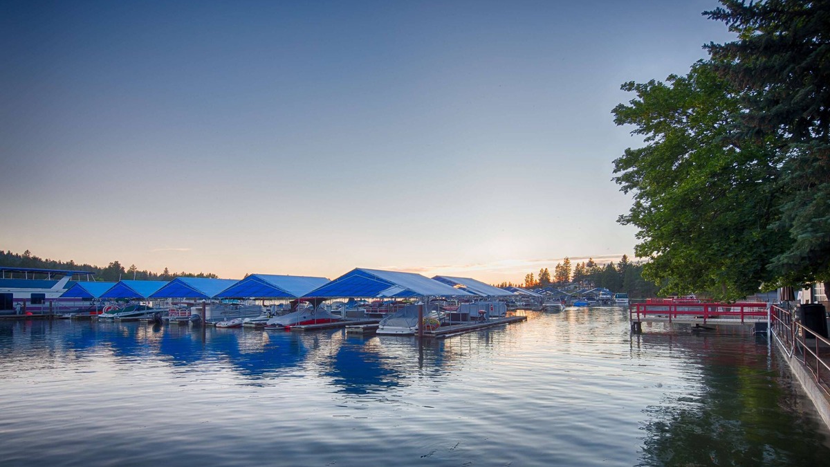Post Falls Hotel | Red Lion Hotel Templin's on the River
