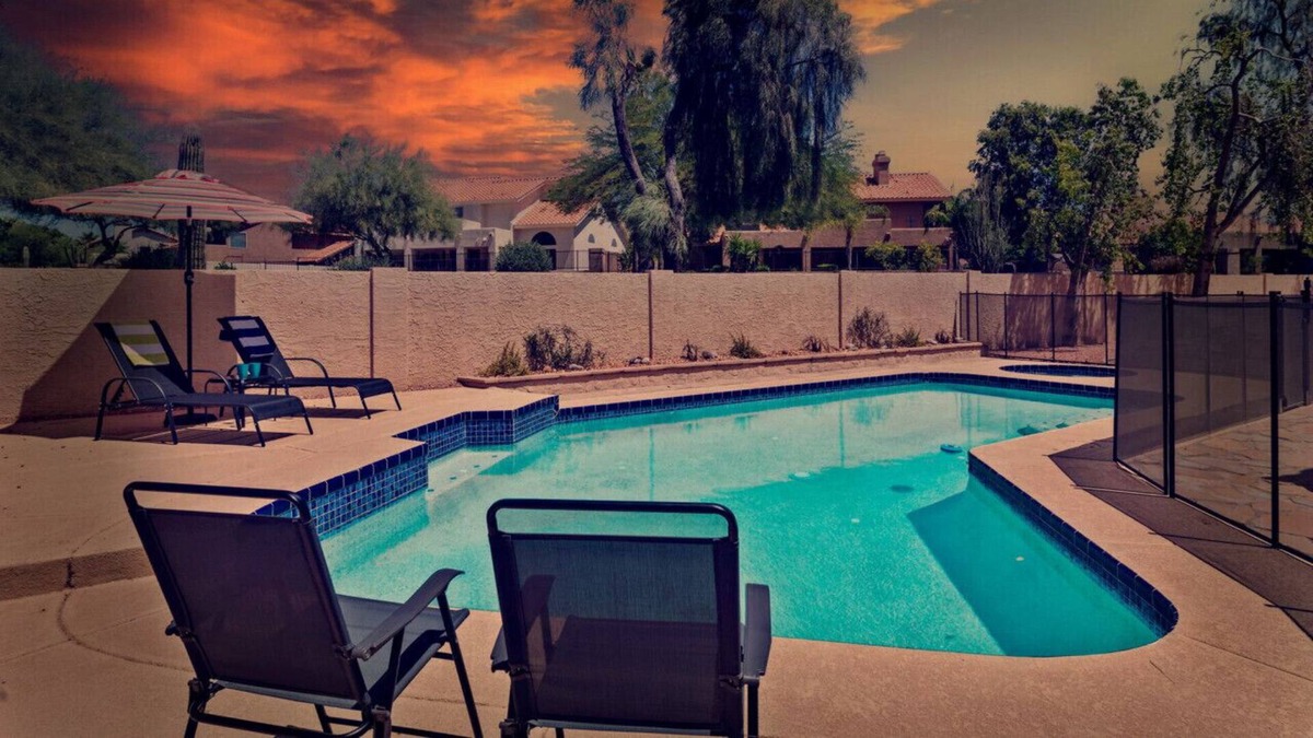 Red Mountain Ranch House | Red Mountain Ranch next to Salt River and Hiking!
