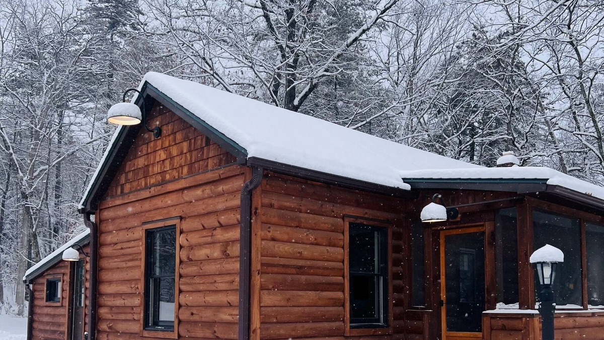 Lake George Cabin | Red Oak Cabin: Our cozy cabin is tucked away but still close to any adventure!