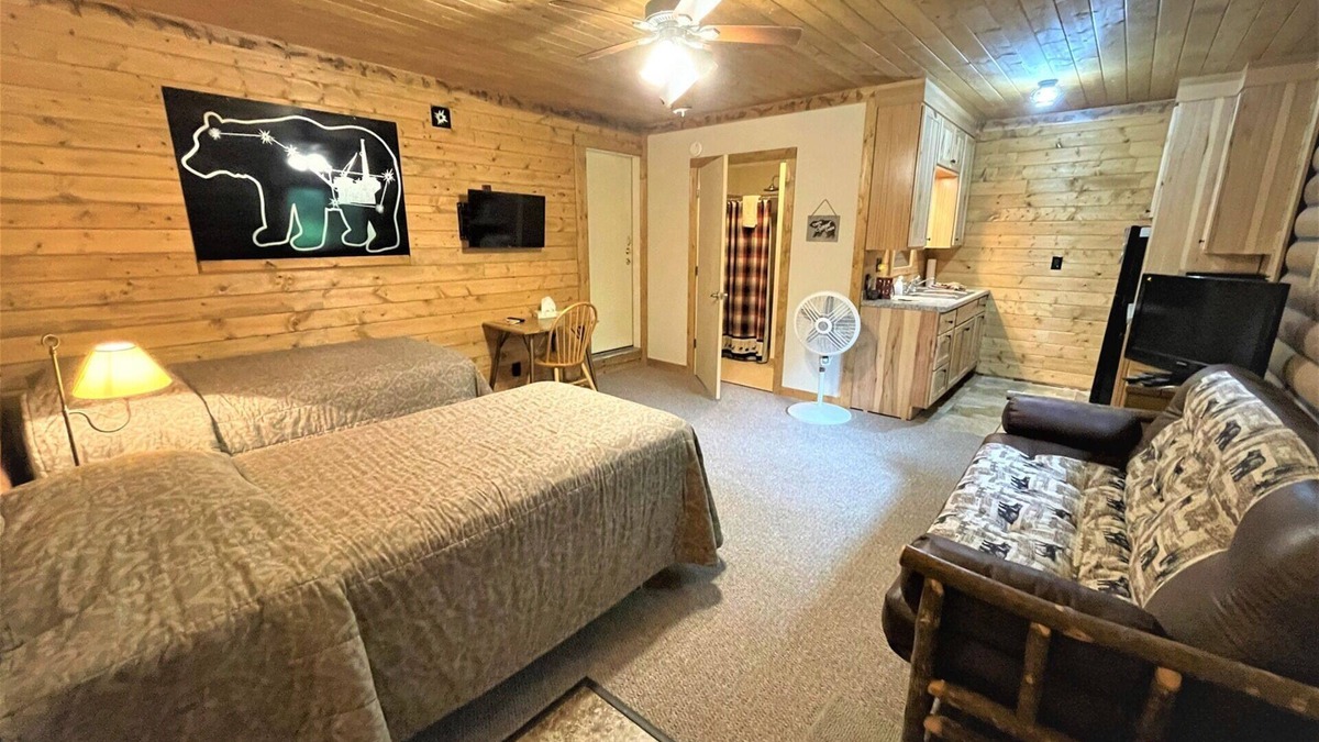 Phillips House | Red Pines - Elk Lake #6A | Studio, 1 Bath