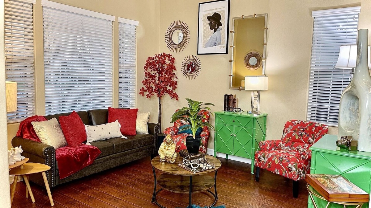 Riverside House | Red Poppy's Luxury Getaway