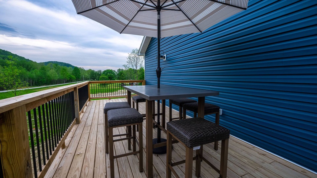 Stanton House | Red River Gorge, Hollerwood Stays! High Speed Wi-Fi, Pet-Friendly! New Home!