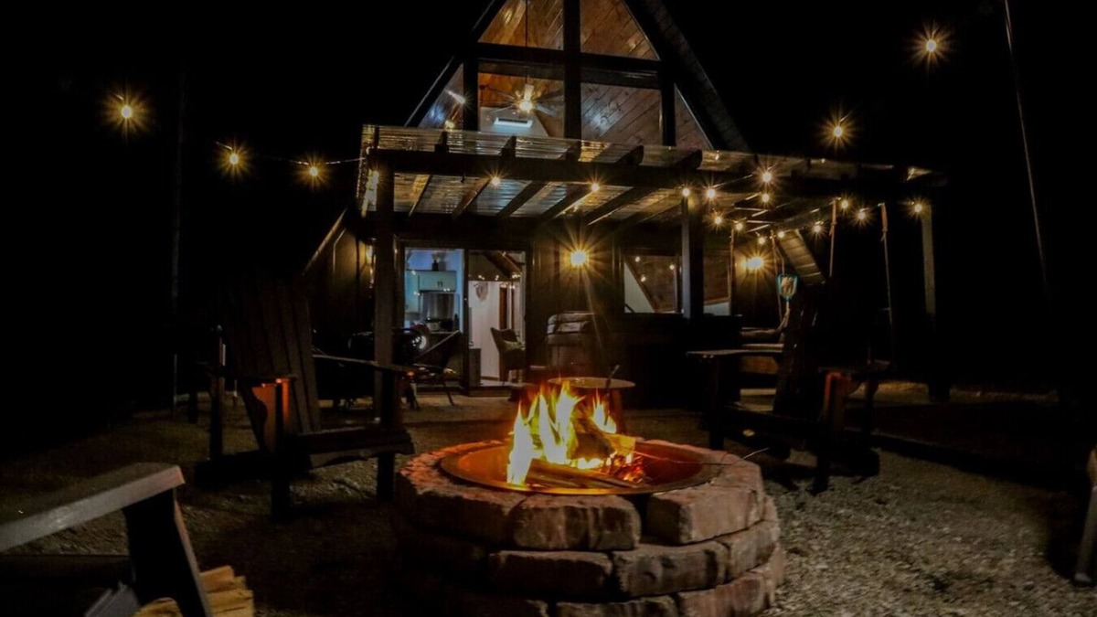 Campton Cabin | Red River Gorge Raven’s Summit Luxury HotTub WiFi