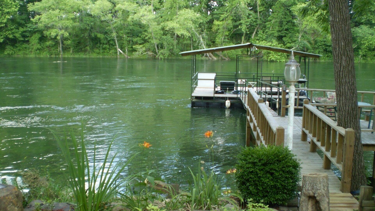 Wilburn House | red-river-run on the Little Red River- Heber Springs, AR