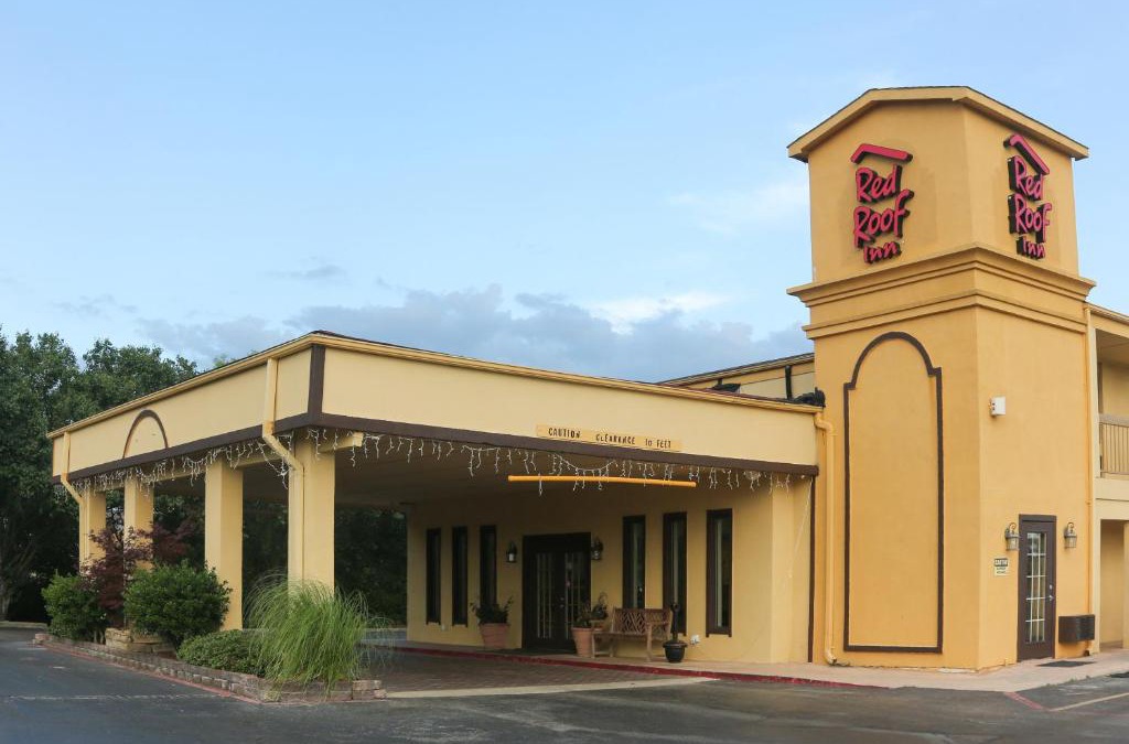 Ardmore Hotel | Red Roof Inn Ardmore
