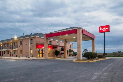 Bishopville Hotel | Red Roof Inn Bishopville