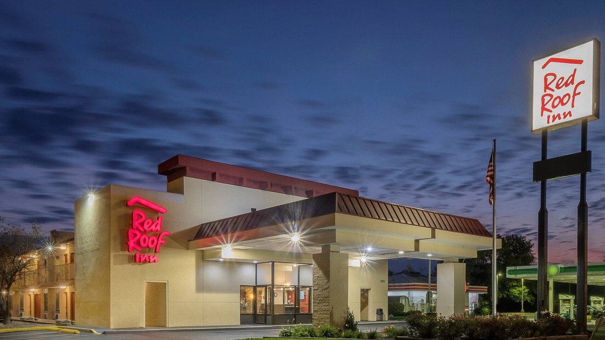 Bloomington Hotel | Red Roof Inn Bloomington - Normal/University