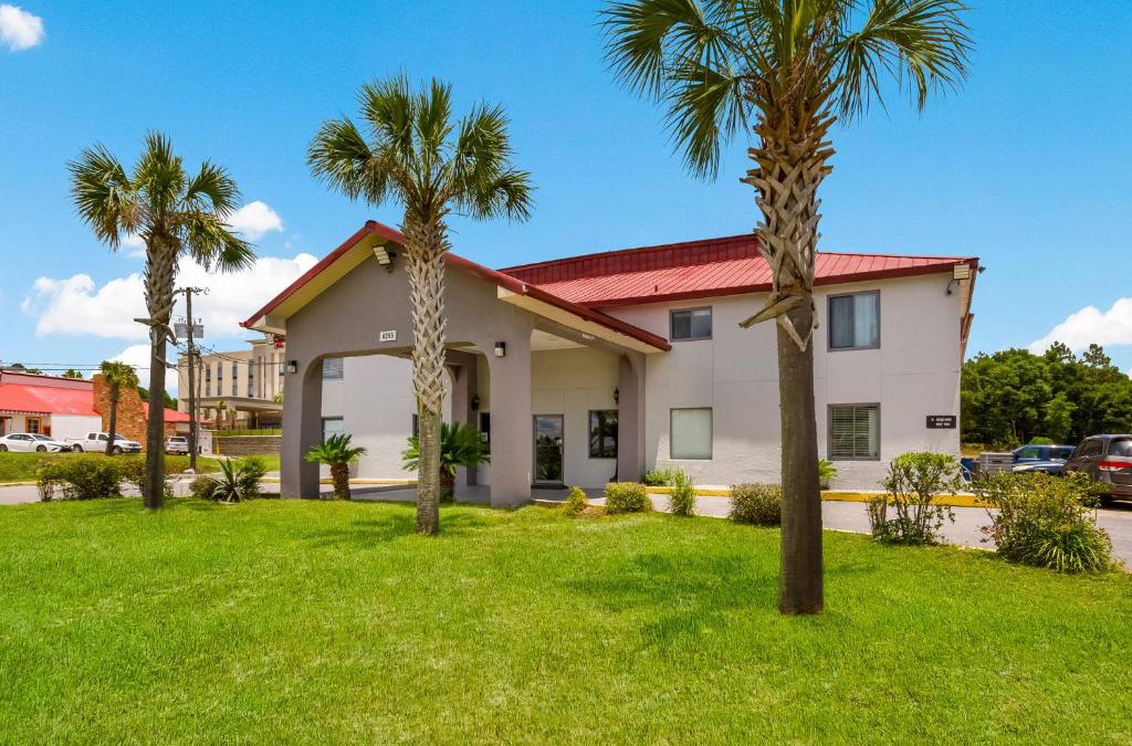 Crestview Hotel | Red Roof Inn Crestview