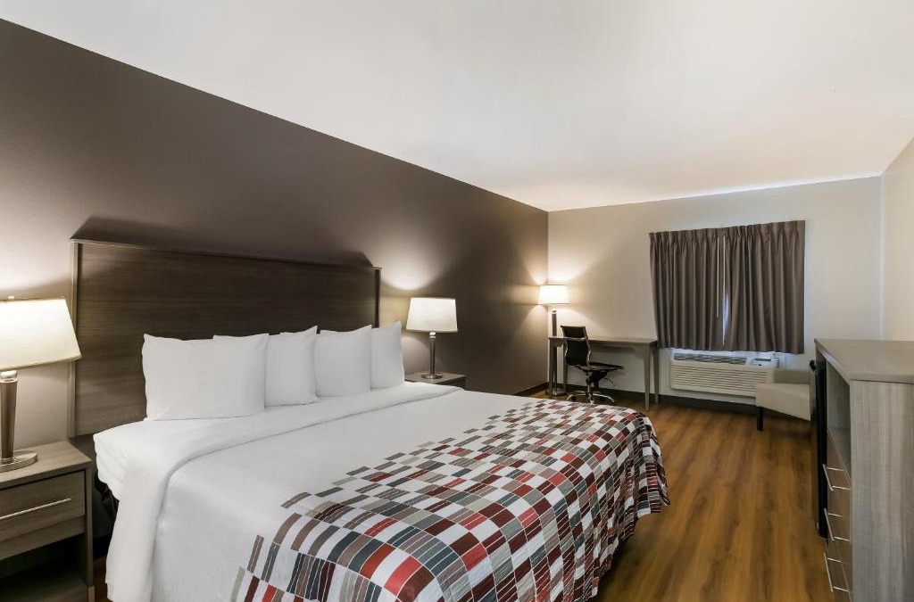 Reamstown Hotel | Red Roof Inn Denver
