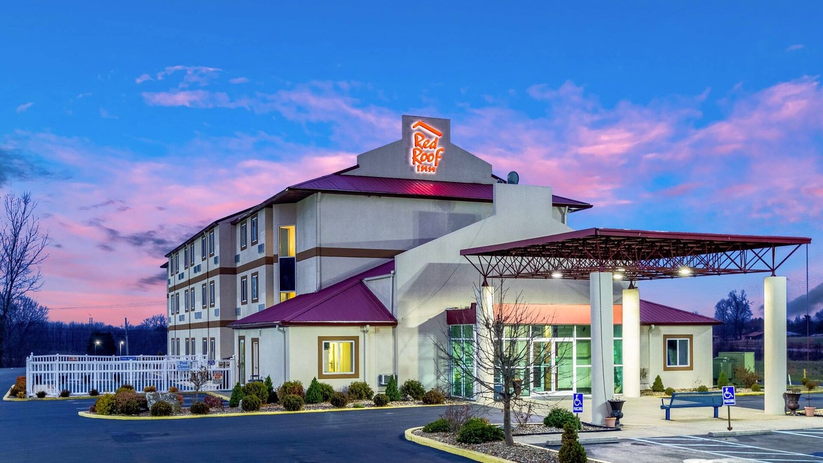 Mount Saint Francis Hotel | Red Roof Inn Georgetown, IN - Louisville West