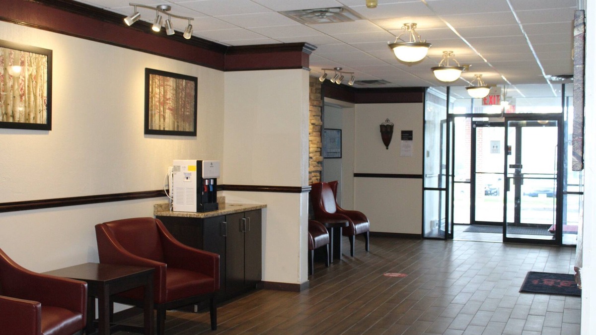 Waukegan Hotel | Red Roof Inn Gurnee - Waukegan