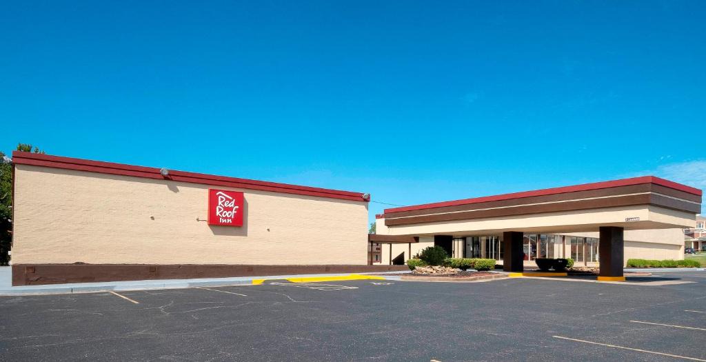Murray Hotel | Red Roof Inn Murray