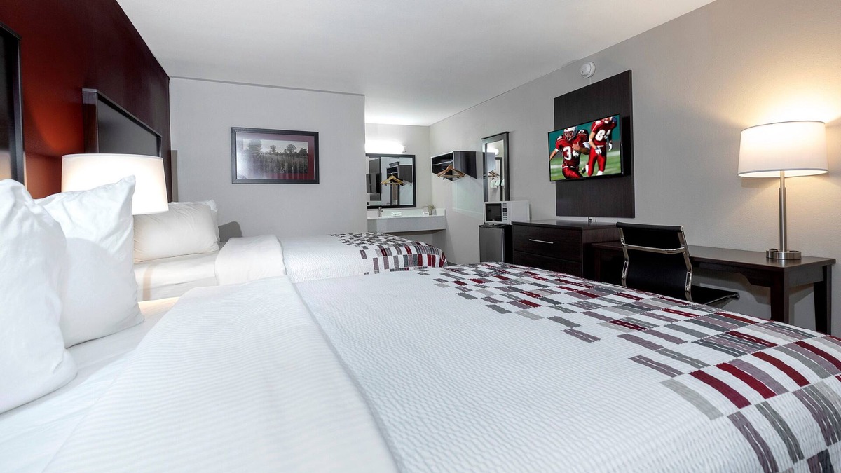 Muscle Shoals Hotel | Red Roof Inn Muscle Shoals