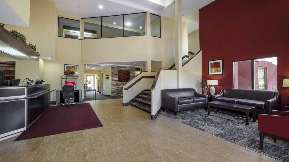 Northwest Pensacola Hotel | Red Roof Inn Pensacola Fairgrounds
