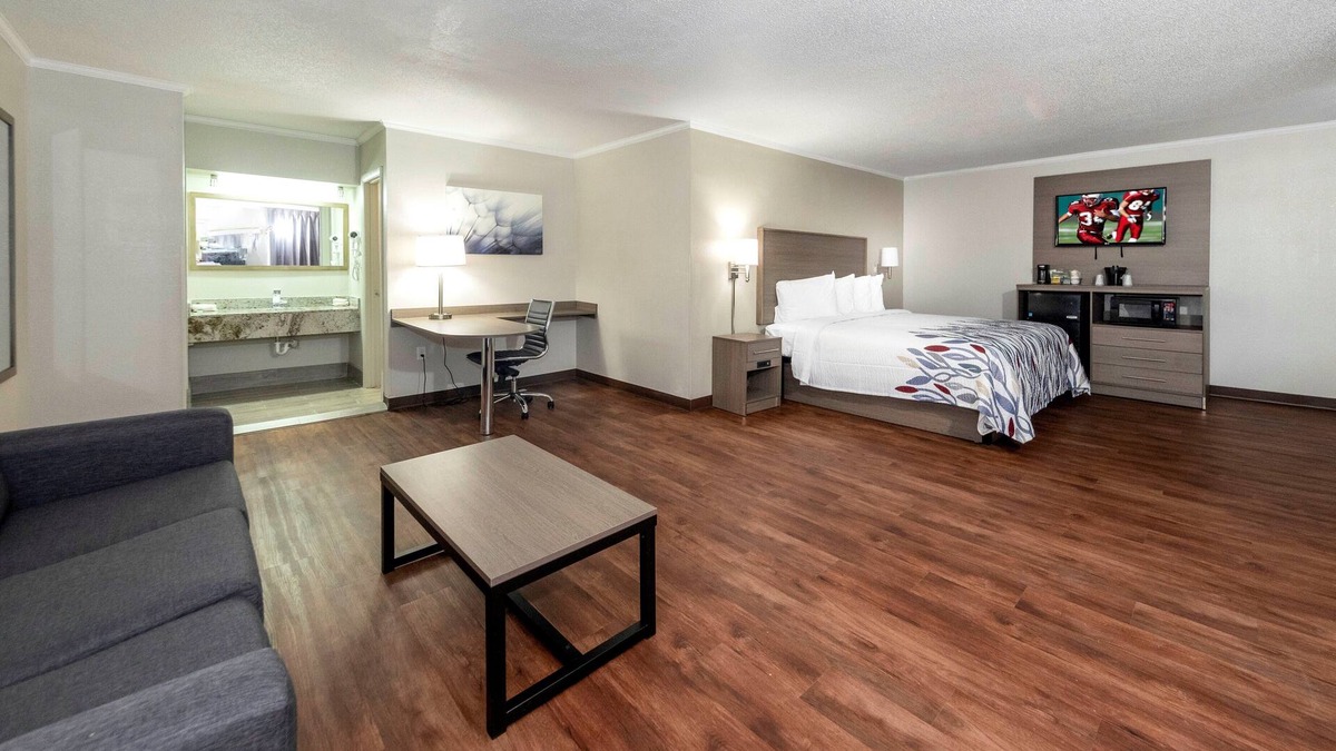 Petersburg Hotel | Red Roof Inn Petersburg - Fort Lee