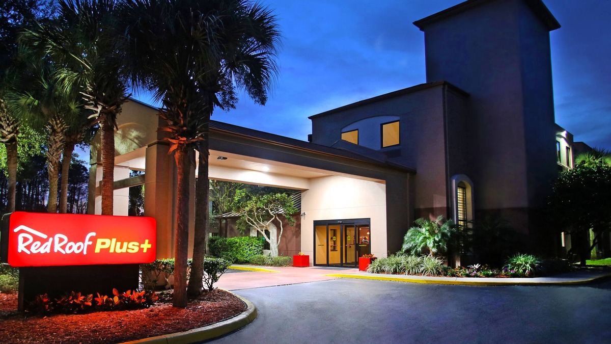 Palm Coast Hotel | Red Roof Inn PLUS+ Palm Coast
